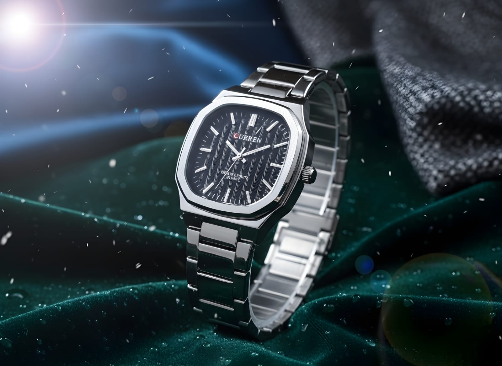 Curren Modern luxury-inspired wristwatch